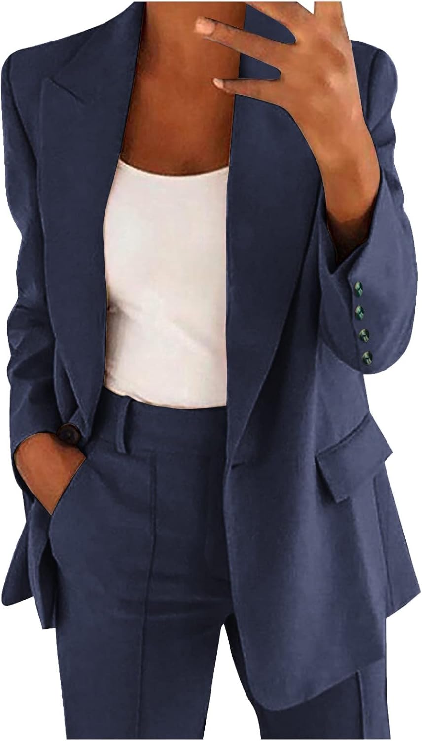 Elegant und Sportlich: Der Perfekte Damenblazer für Jeden Anlass